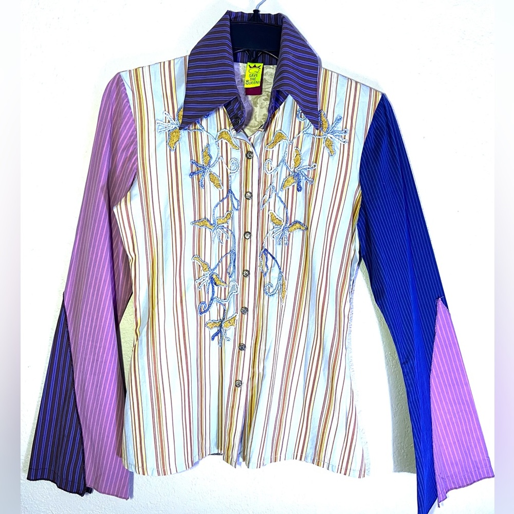 Save The Queen Top. Snap Button Blouse. Size Smal… - image 1